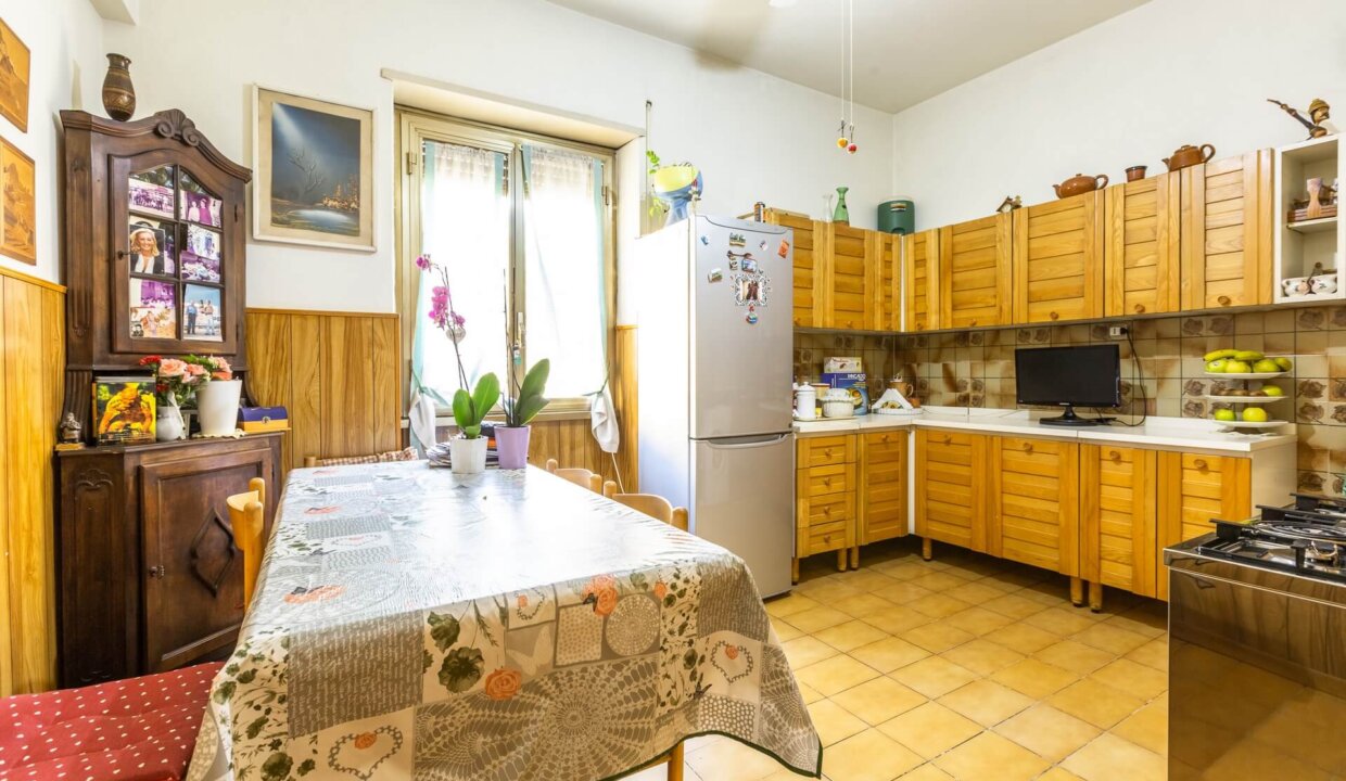 Max Frimm - Via P Falconieri-0018